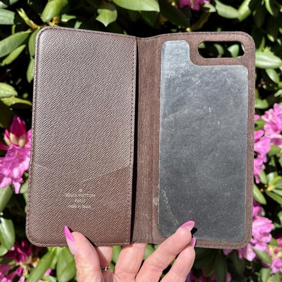 Louis Vuitton Monogram Folio iPhone Case 7/8 Plus - Picture 9 of 9